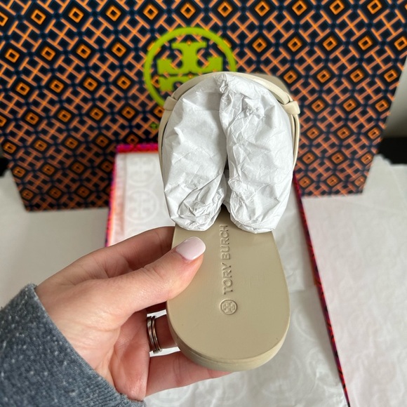 Tory Burch Miller Square Toe Sandal Size 8 New Cream White - Picture 6 of 12